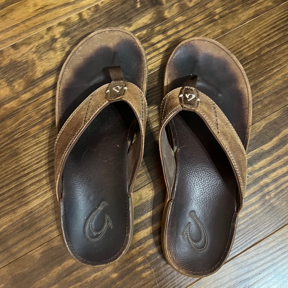 Mens Olukai sandals